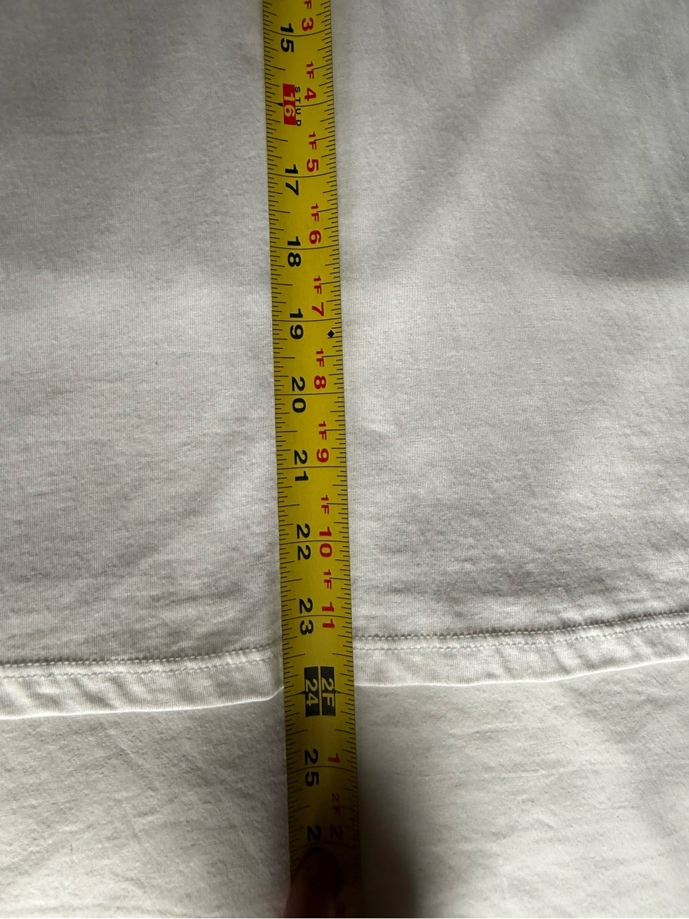 Sunday Best White Cocktail Embroidered Tee M - Picture 5 of 7